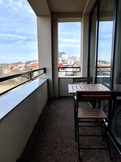 Cityscape Corner Apartment Клуж-Напока Екстериор снимка