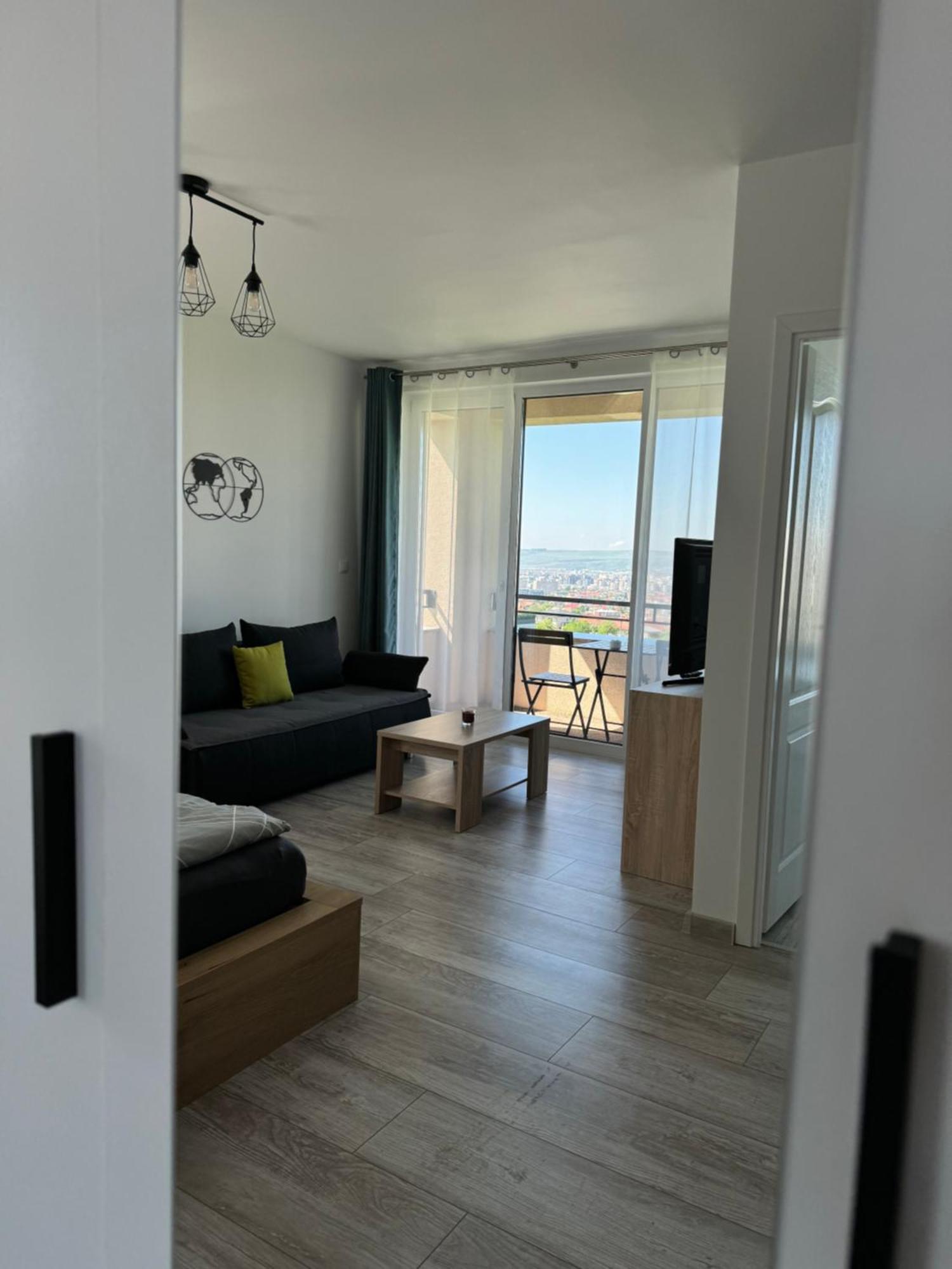 Cityscape Corner Apartment Клуж-Напока Екстериор снимка