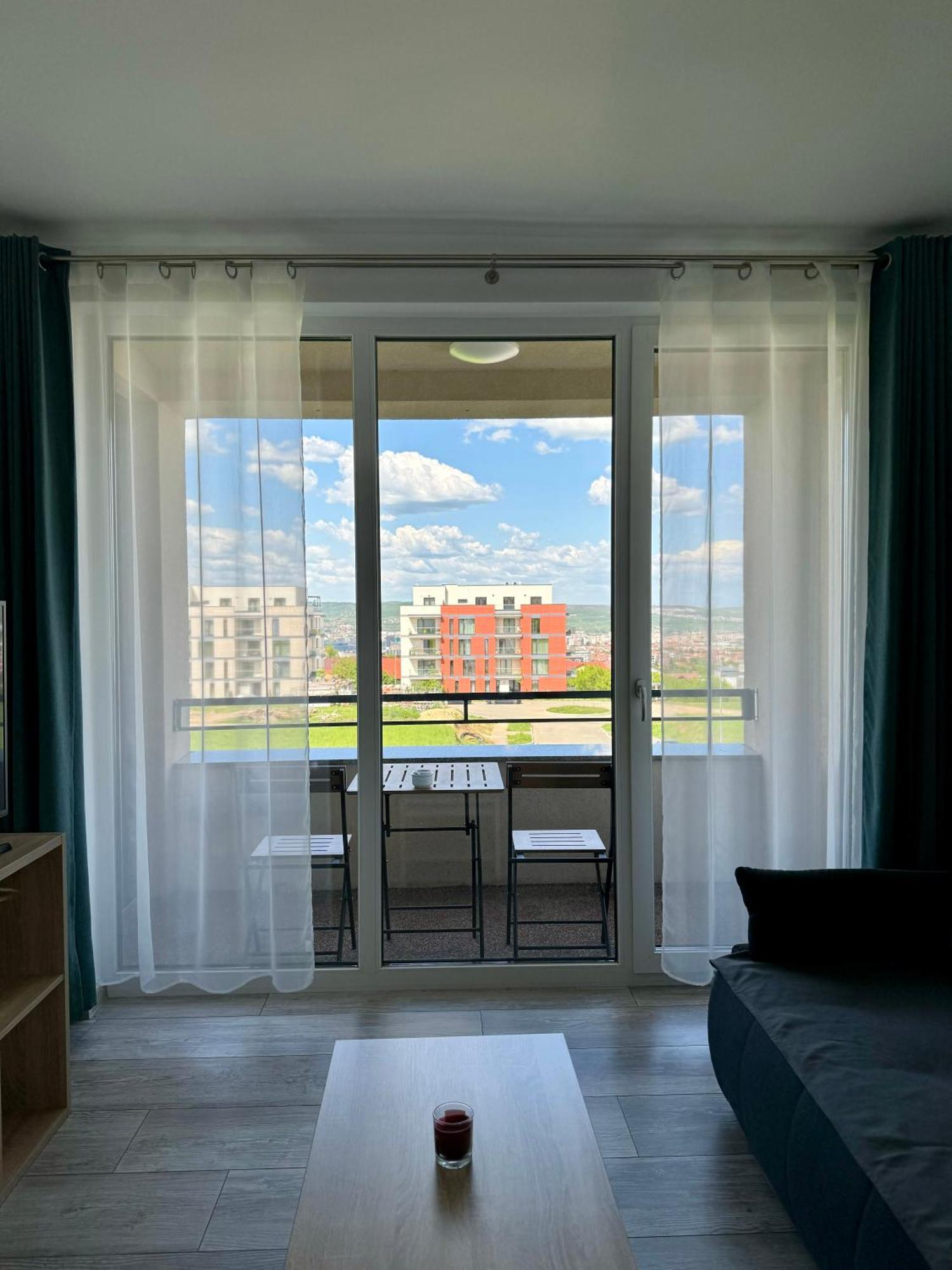 Cityscape Corner Apartment Клуж-Напока Екстериор снимка