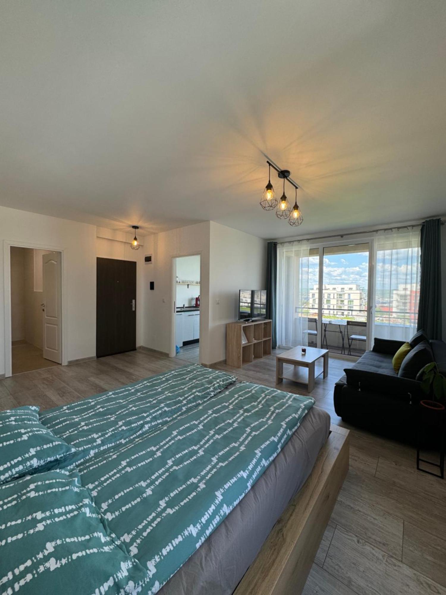 Cityscape Corner Apartment Клуж-Напока Екстериор снимка
